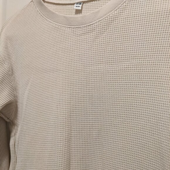 Uniqlo waffle dress - Picture 2 of 3